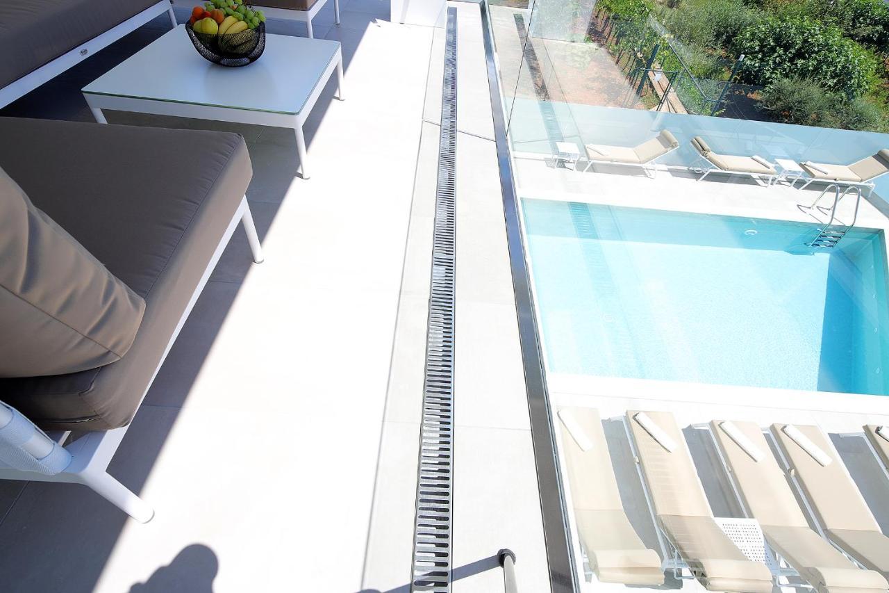 New Apartment With Swimming Pool Near The Beach Ičići Εξωτερικό φωτογραφία