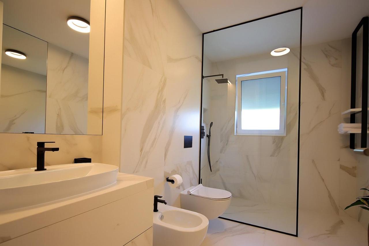 New Apartment With Swimming Pool Near The Beach Ičići Εξωτερικό φωτογραφία