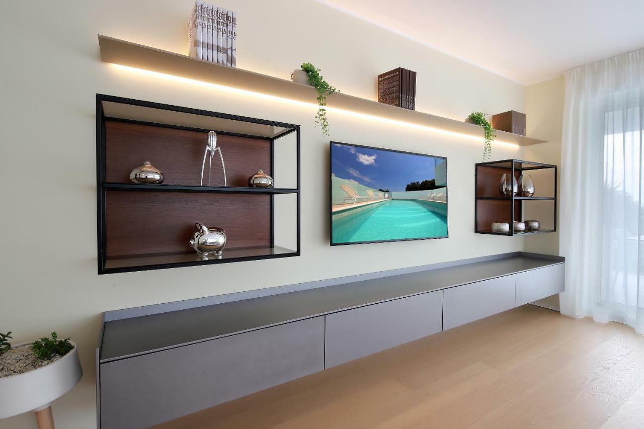 New Apartment With Swimming Pool Near The Beach Ičići Εξωτερικό φωτογραφία