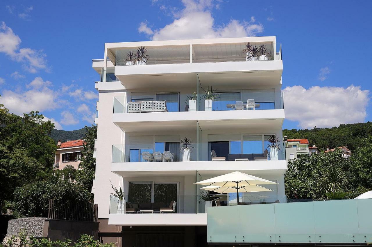 New Apartment With Swimming Pool Near The Beach Ičići Εξωτερικό φωτογραφία