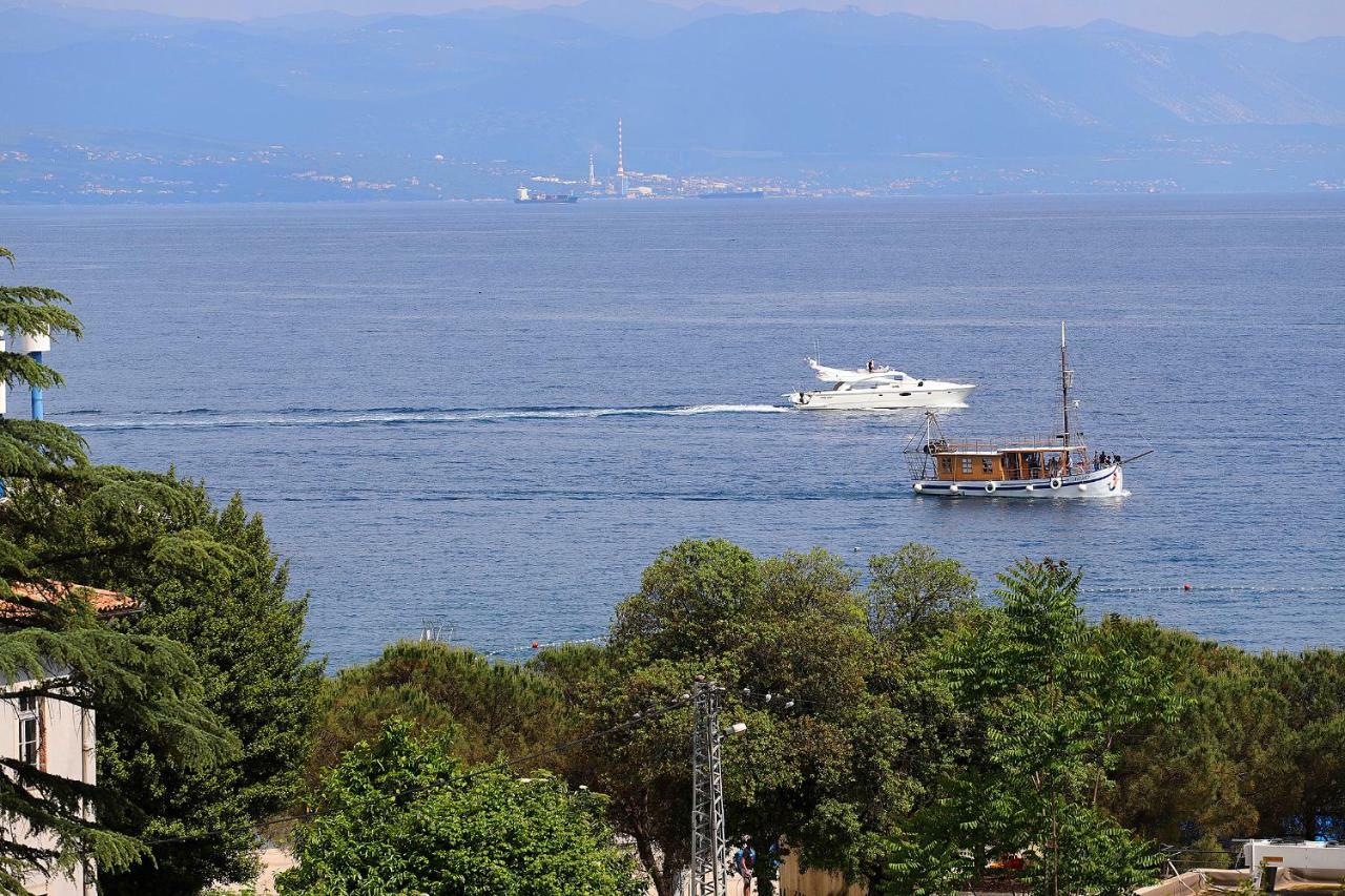 New Apartment With Swimming Pool Near The Beach Ičići Εξωτερικό φωτογραφία